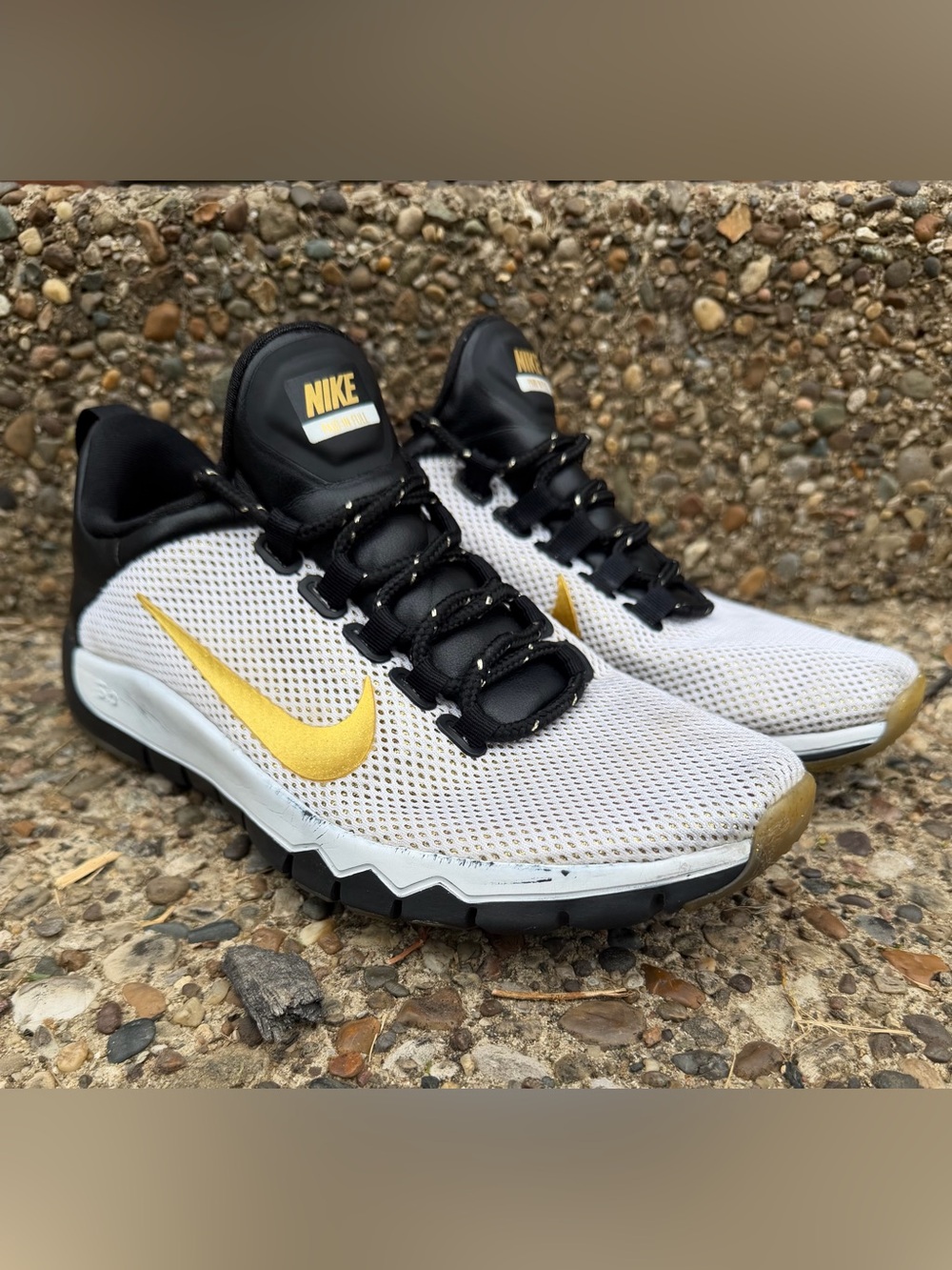 2014 Nike Free Trainer 5.0 LE Paid In Full White Metallic Gold Black men 8.5